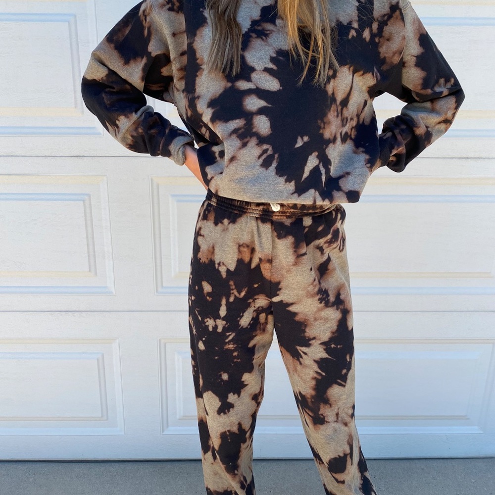 Reverse Tie Dye Sweatsuit